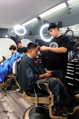 Devin - Expert Barber at Billionaire Barbershop Glendale
